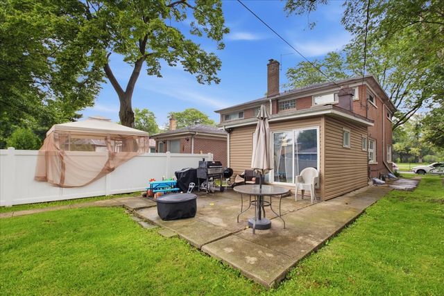 8920 Bennett Avenue, Evanston, IL 60203