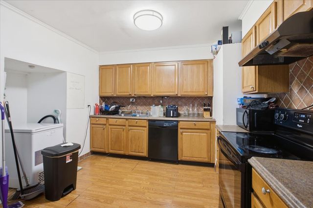 8920 Bennett Avenue, Evanston, IL 60203