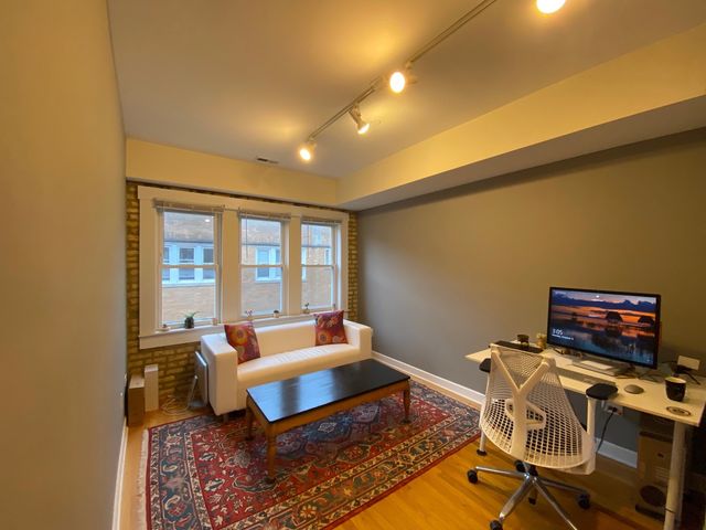 2539.5 Prairie Avenue 3W, Evanston, IL 60201