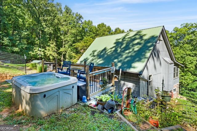 566 Old Cherry Mountain Trail, Hayesville, NC 28904