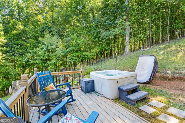 566 Old Cherry Mountain Trail, Hayesville, NC 28904
