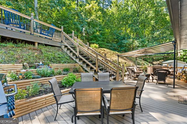 566 Old Cherry Mountain Trail, Hayesville, NC 28904
