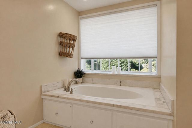 3948 Royal Glen Court, Westlake Village, CA 91361