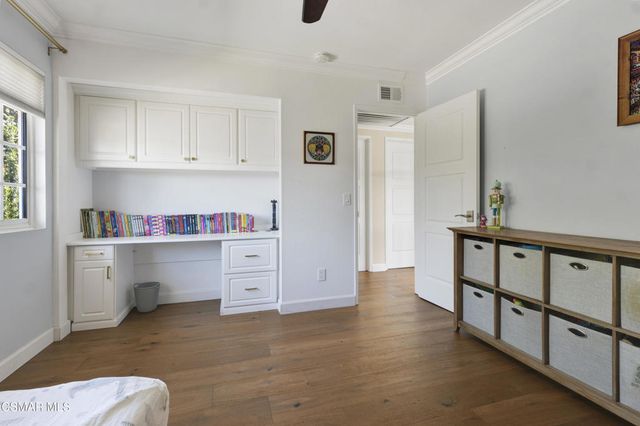 3948 Royal Glen Court, Westlake Village, CA 91361