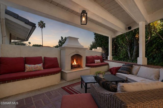 3948 Royal Glen Court, Westlake Village, CA 91361