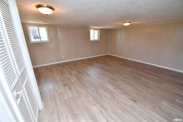 1614 SPRINGFIELD Road, East Peoria, IL 61611