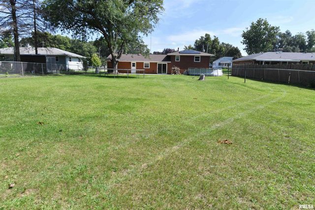 1614 SPRINGFIELD Road, East Peoria, IL 61611