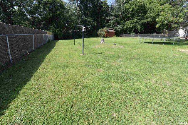 1614 SPRINGFIELD Road, East Peoria, IL 61611