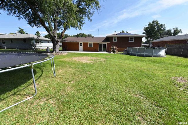 1614 SPRINGFIELD Road, East Peoria, IL 61611