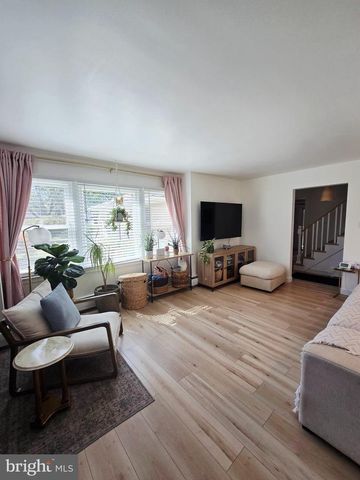 966 MCCOSH ST, Hanover, PA 17331