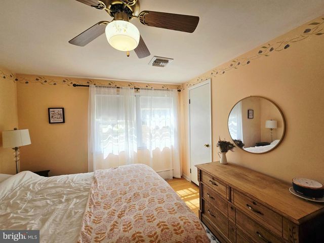 966 MCCOSH ST, Hanover, PA 17331