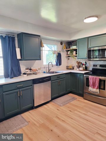 966 MCCOSH ST, Hanover, PA 17331