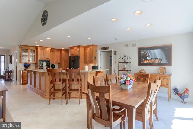 1013 NORTHGATE DR, Lebanon, PA 17042