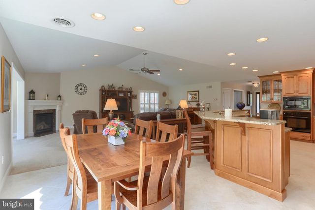 1013 NORTHGATE DR, Lebanon, PA 17042