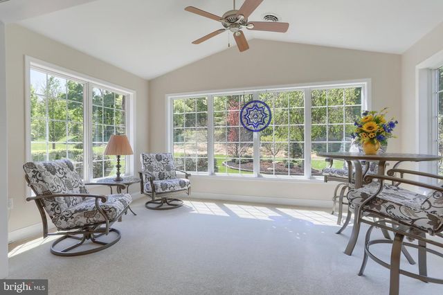 1013 NORTHGATE DR, Lebanon, PA 17042