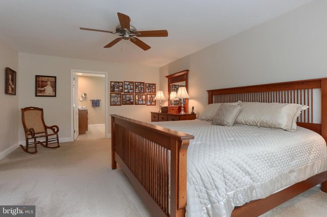 1013 NORTHGATE DR, Lebanon, PA 17042