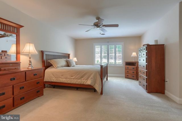 1013 NORTHGATE DR, Lebanon, PA 17042