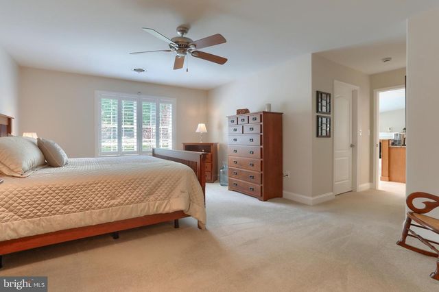 1013 NORTHGATE DR, Lebanon, PA 17042