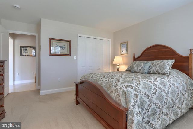 1013 NORTHGATE DR, Lebanon, PA 17042
