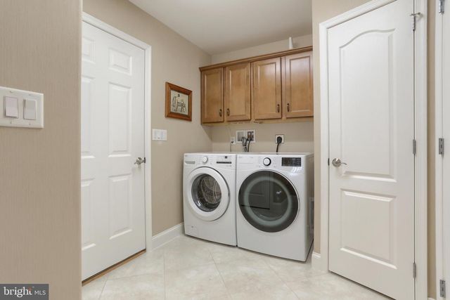 1013 NORTHGATE DR, Lebanon, PA 17042