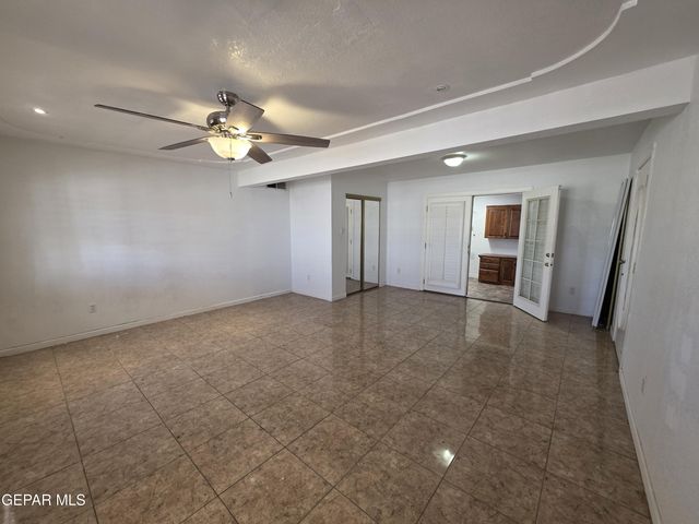 11661 Socorro Road, Socorro, TX 79927