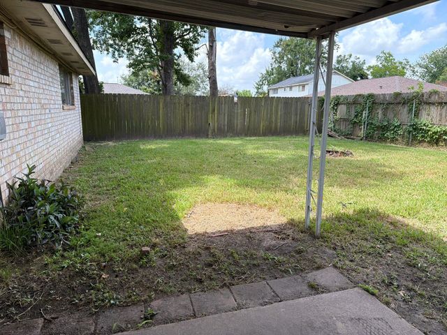 246 Wickhamford Way, Houston, TX 77015