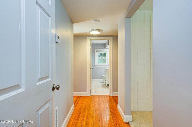 11612 Frank Ave, Louisville, KY 40243