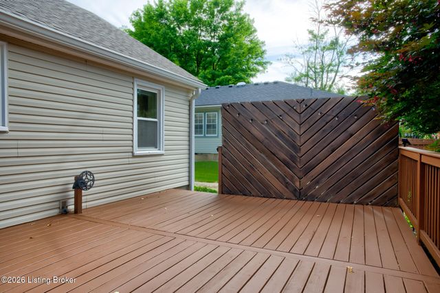 11612 Frank Ave, Louisville, KY 40243