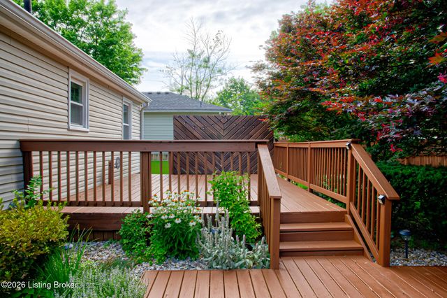 11612 Frank Ave, Louisville, KY 40243