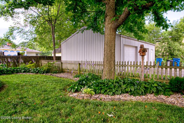 11612 Frank Ave, Louisville, KY 40243