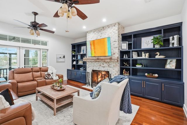 50 E Bayou Forest Drive, Freeport, FL 32439