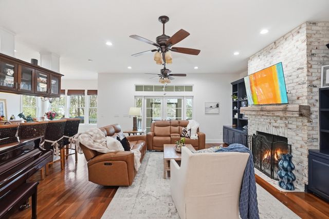 50 E Bayou Forest Drive, Freeport, FL 32439