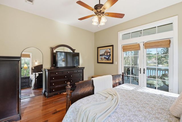 50 E Bayou Forest Drive, Freeport, FL 32439