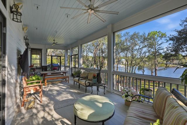 50 E Bayou Forest Drive, Freeport, FL 32439