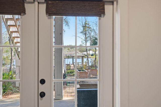 50 E Bayou Forest Drive, Freeport, FL 32439