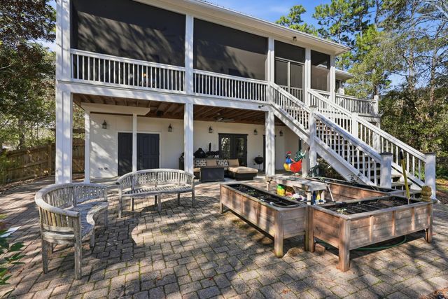 50 E Bayou Forest Drive, Freeport, FL 32439