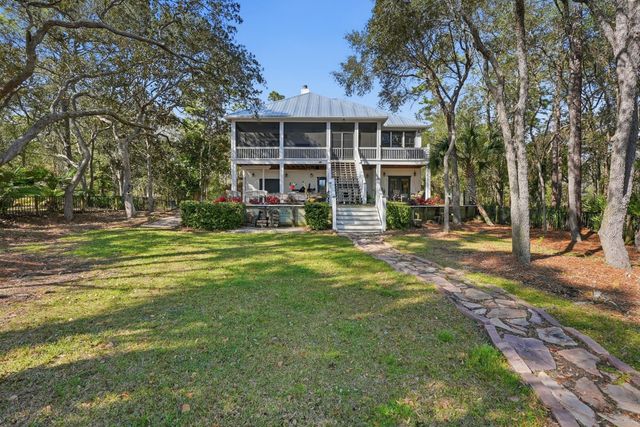 50 E Bayou Forest Drive, Freeport, FL 32439