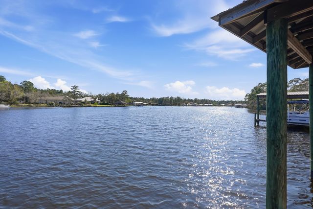 50 E Bayou Forest Drive, Freeport, FL 32439