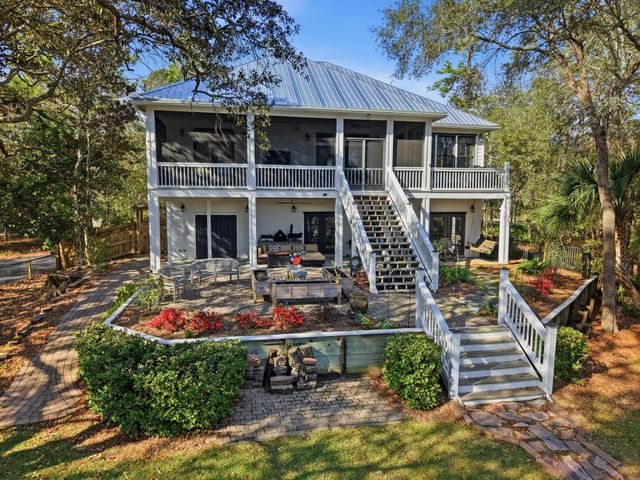 50 E Bayou Forest Drive, Freeport, FL 32439