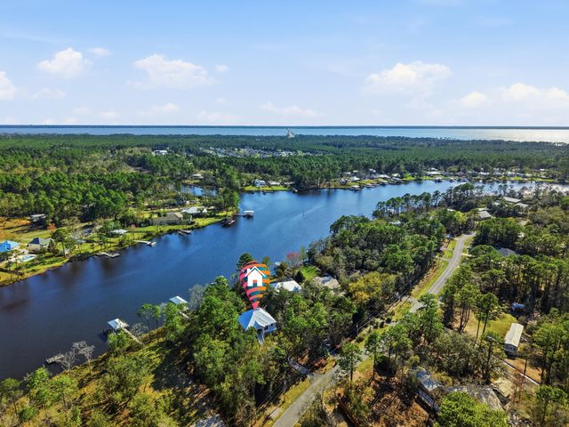 50 E Bayou Forest Drive, Freeport, FL 32439