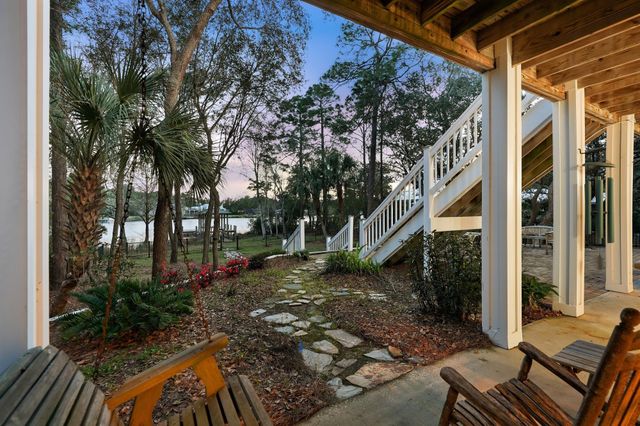 50 E Bayou Forest Drive, Freeport, FL 32439