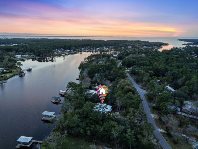 50 E Bayou Forest Drive, Freeport, FL 32439