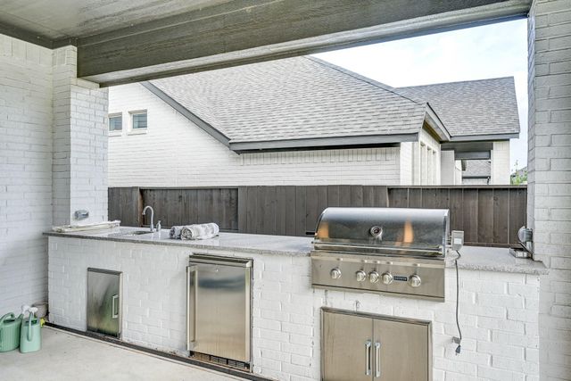 9518 Sanger Way, Manvel, TX 77583