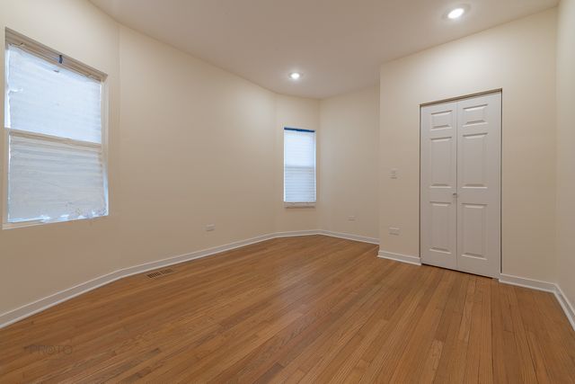 8044 S Clyde Avenue, Chicago, IL 60617