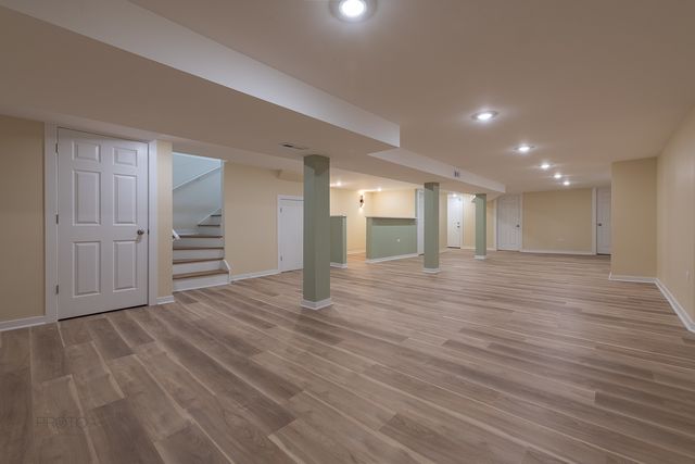 8044 S Clyde Avenue, Chicago, IL 60617