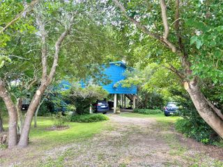 491 Carancahua Drive, Palacios, TX 77465