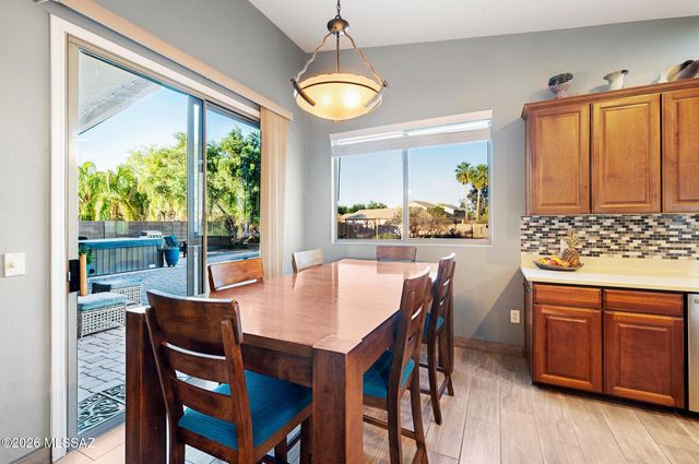 12462 N Stone Ring Drive, Marana, AZ 85653