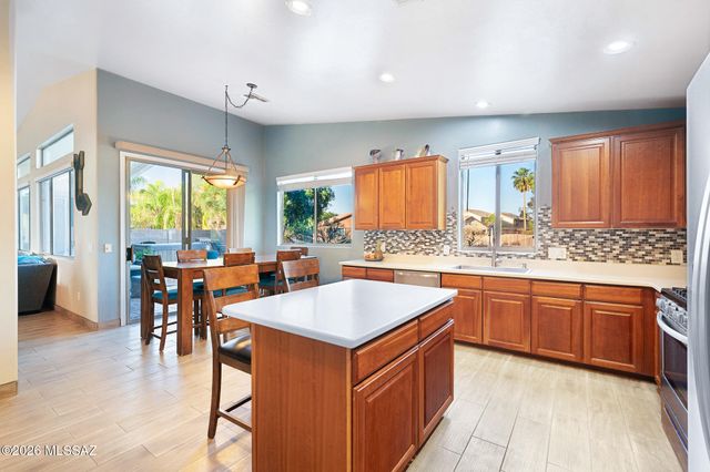 12462 N Stone Ring Drive, Marana, AZ 85653