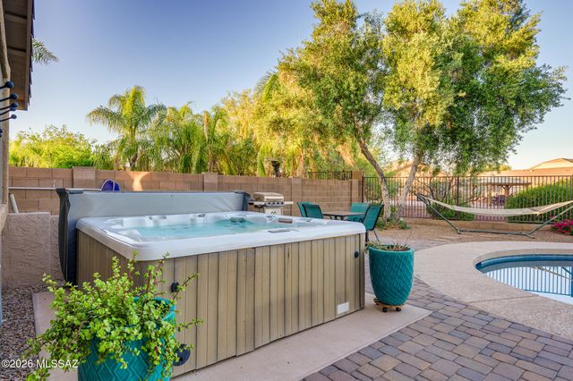 12462 N Stone Ring Drive, Marana, AZ 85653