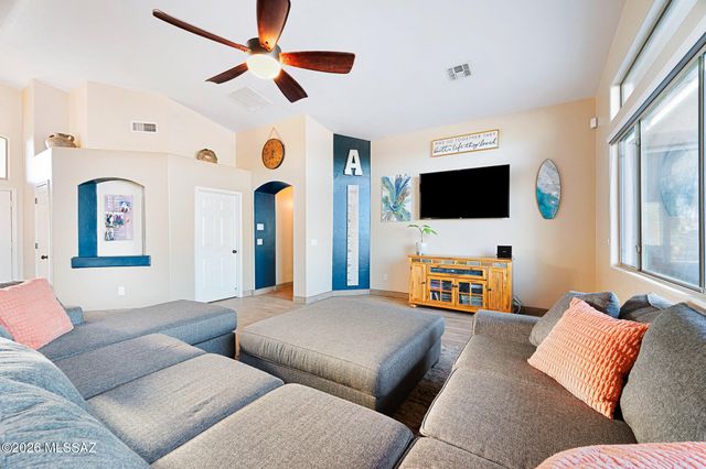 12462 N Stone Ring Drive, Marana, AZ 85653